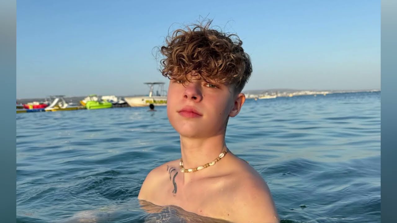 Most Talented Fashions Model is Pretty Gay Boys and social media influencer 