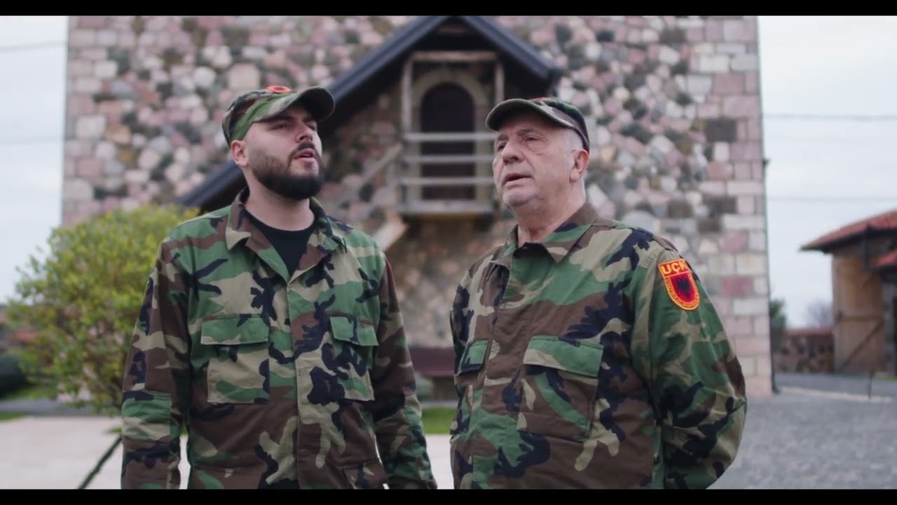 Dalja e par publike Ushtrisë Çlirmtare të Kosovës - UÇK - ës Mustafë Ramaj e Gazmend Avdyli