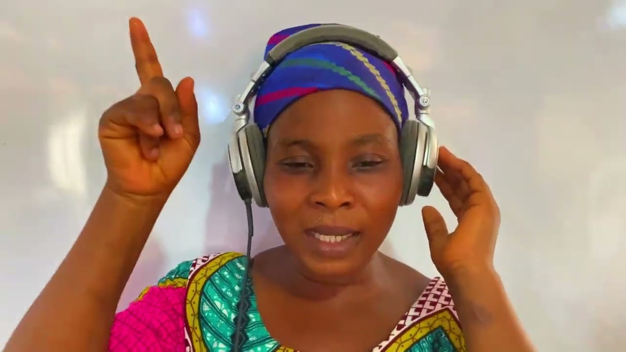 E du De Le Mia Si (a city above)