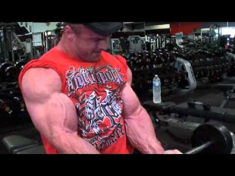 Bicep Pump with Plenty of Veins and Meat!