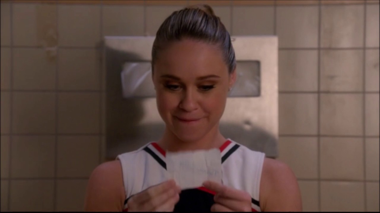 Glee - Kitty and Rachel find Sue's 'emotionally vunerable songs' 6x05 ...