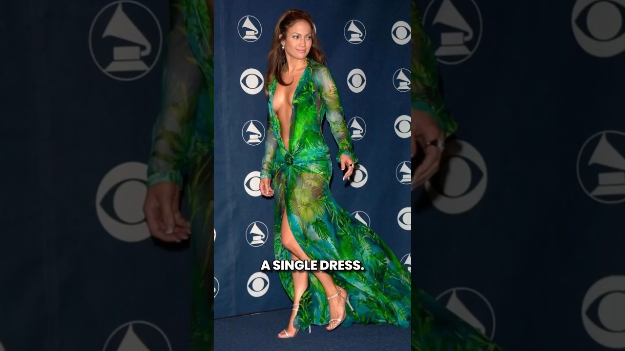 Ее платье стало популярным в Google Images 😱 