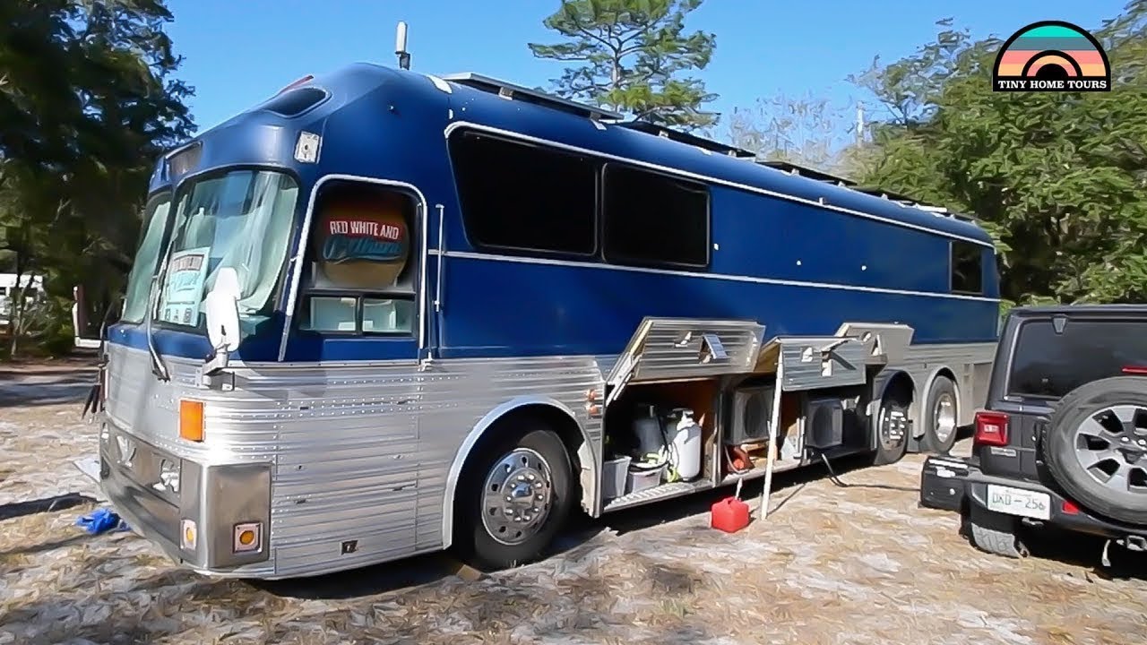 Family of 5 Finds Freedom in DIY Coach Bus — Beautifully Renovated Tiny House