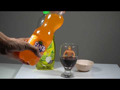 Coca Cola vs Fanta vs Stretch Armstrong Experiment