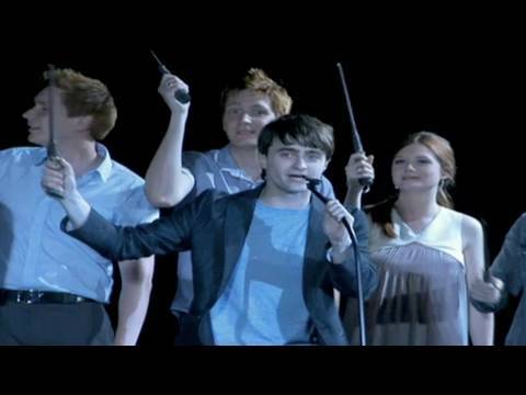 Daniel Radcliffe, Rupert Grint & Harry Potter stars open Universal Orlando's Wizarding World