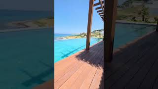 MEDITERRRANEAN FOUR BEDROOM SEAFRONT VILLA