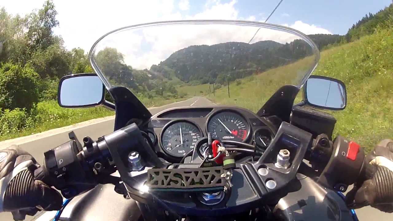 Kawasaki ZZR 600 onboard