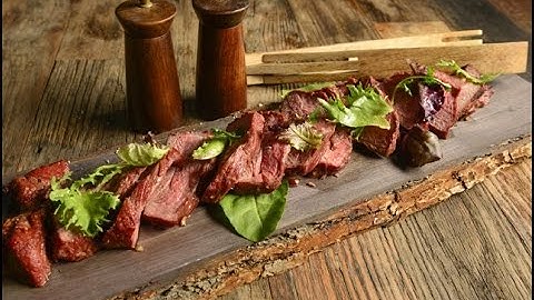 Molasses & Chile Marinated Tri Tip Recipe | Traeger Grills