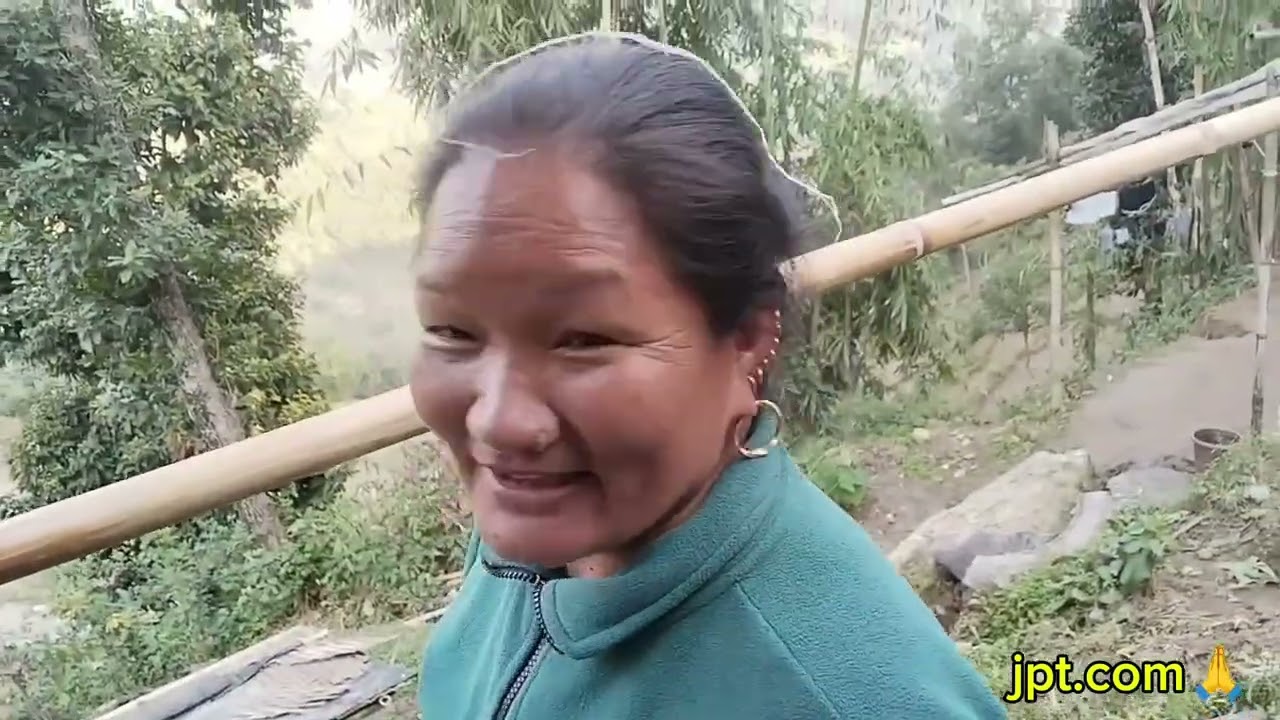 चारो आई पुगो चारोको सटाे बैलर कुखुरा दिनुपर्छ 🐔🐣