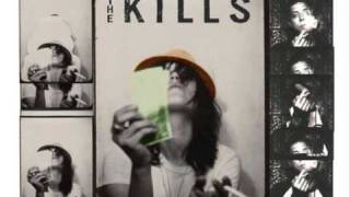 The Kills - Sweet Cloud