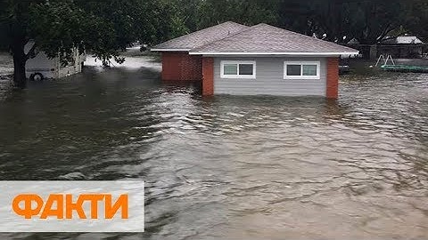 Потоп в Техасе: улицы превратились в реки, людей эвакуировали