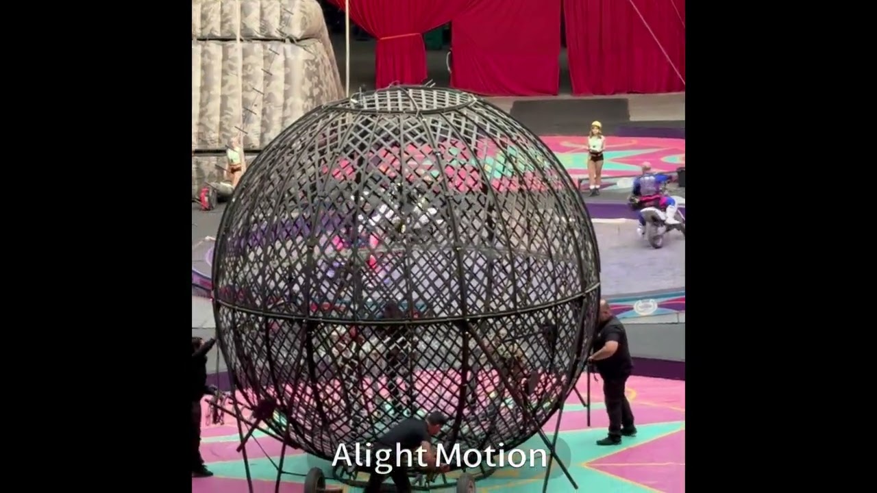 Shrine circus dirt bike stunts 2026