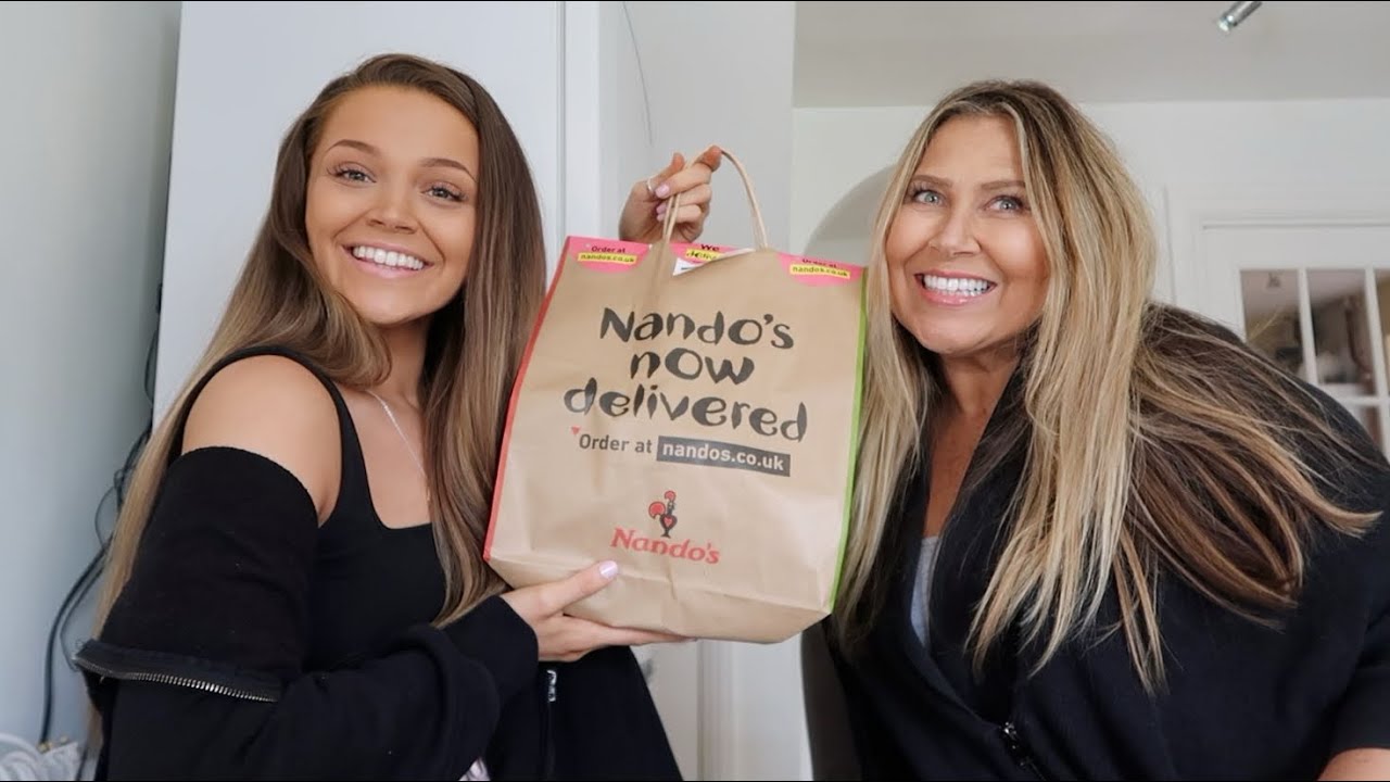 NANDOS MUKBANG WITH MY MUM
