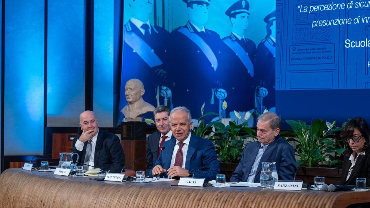 Intervento del ministro Piantedosi alla Scuola superiore di Polizia: inaugurazione a.a. 2025/2026