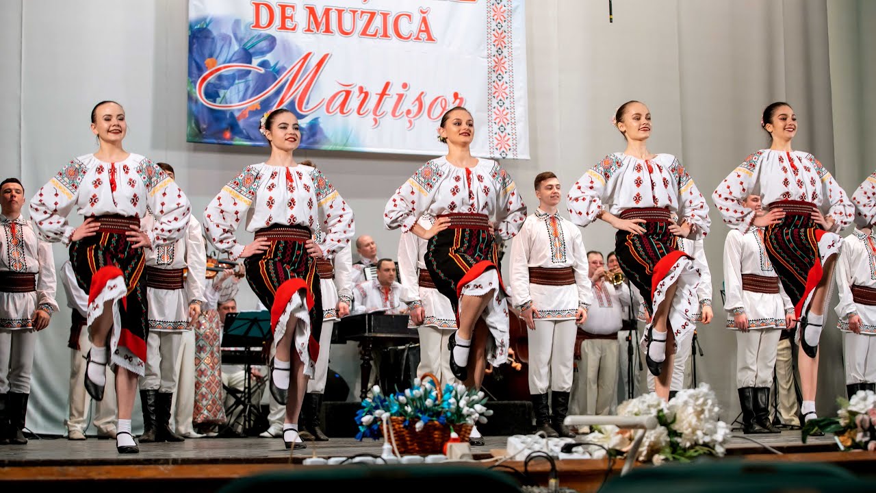 Ansamblul de dansuri populare VÂNTULEȚ