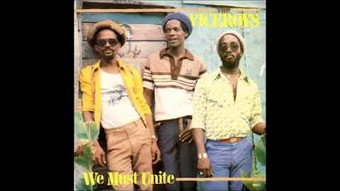 The Viceroys - Come Closer My Love
