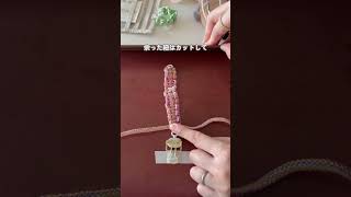 無印のシリコンバンドに100均パラコードを編み込み！カバンや傘につく神便利バンドDIY✨ – Sam Sam Kurashi