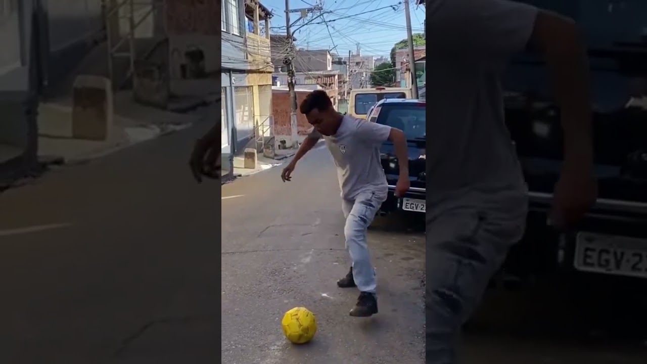 Crianças que tiveram bola confiscada por vizinha ganham terreno