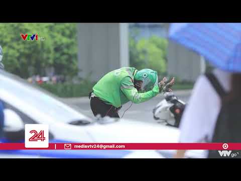 Video Hành động đẹp của người lái xe ôm công nghệ | VTV24 - youtube