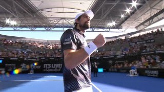 Jérémy Chardy v Nick Kyrgios match highlights (2R) | Brisbane International 2019(, 2019-01-02T08:26:24.000Z)