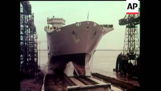 THE QUEEN LAUNCHES HMS 'INVINCIBLE' - COLOUR