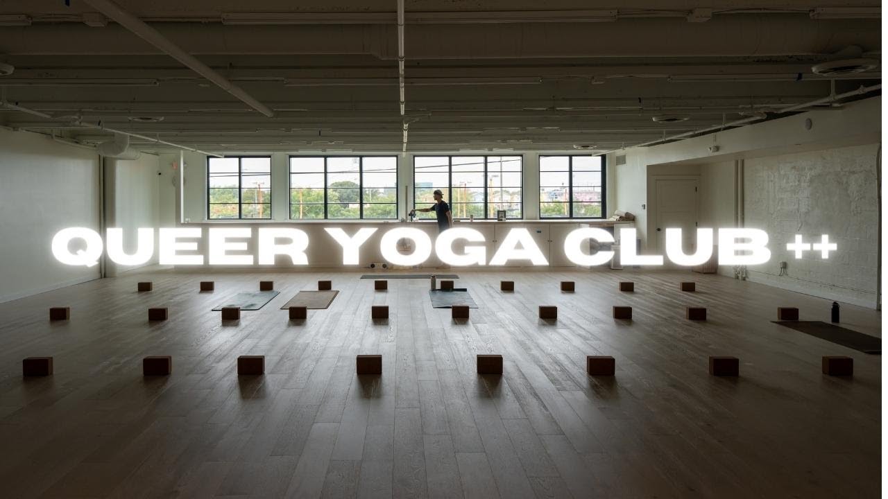 QUEER YOGA CLUB
