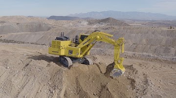 Komatsu PC2000-11 cab familiarization