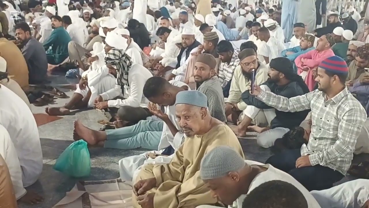 مدحة قوم بي سريع يا صاحي ، الراوي الشيخ هاشم ، اداء المقدم محمد والمادح بكري الشيخ عبدالكريم