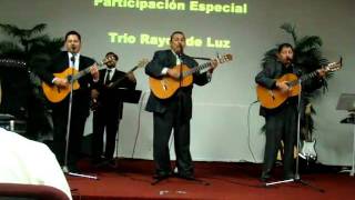 Video thumbnail of "Trio Rayos de Luz- Por Siempre Cantare"