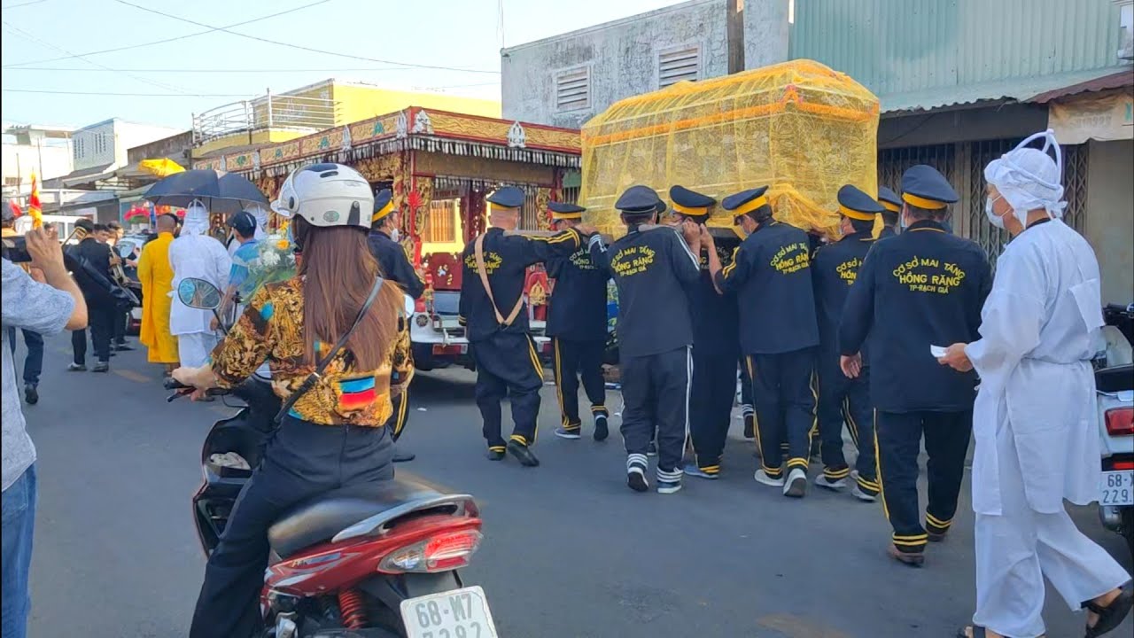 CẢNH ĐƯA TANG TỪ TRẦN KHÁNH DƯ RẠCH GIÁ VỀ PHƯỚC LẠC... - youtube