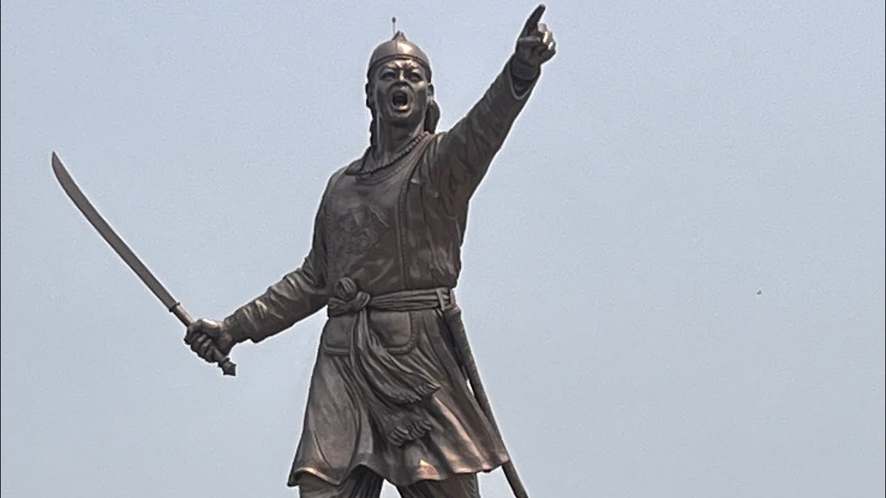 Lachit Borphukan Maidam  125 feet statue in Assam