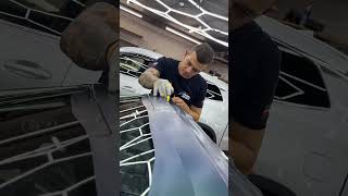 Оклейка кузова автомобиля цветной полиуретановой пленкой Ford Mustang