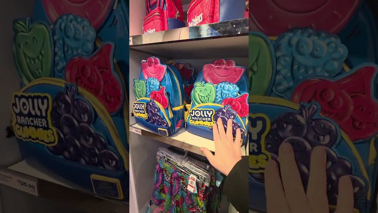 Полная экскурсия по магазину Hershey's World в режиме реального времени.