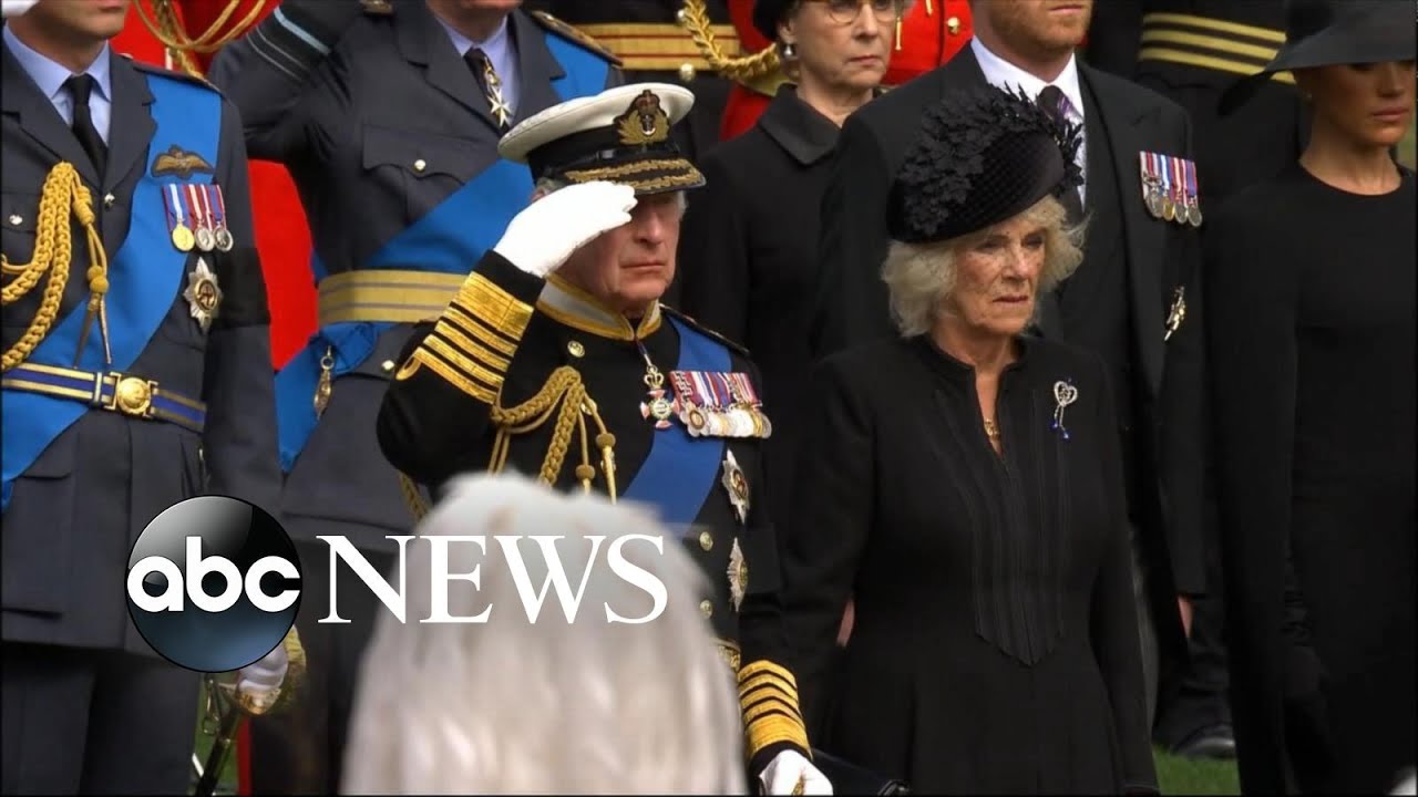 Members of the royal family pay tribute to Queen Elizabeth II