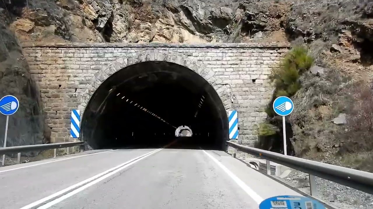 Digital Nomads Researching Spain Burgos Leon Oviedo via Puerto de Pajares N-630 No No 90% CeniceroNo