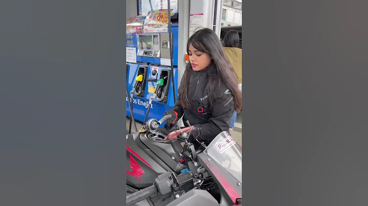 Any one here to like petrol ⛽️ #shorts #cbr250rr - 天天要聞