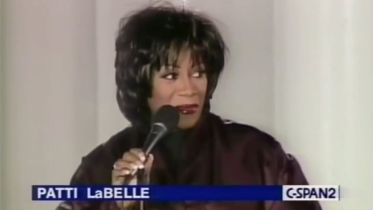 Patti LaBelle - This Christmas (Where My Background Singers? - Original aspect ratio + fixed audio)