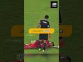 Kiper ini pura-pura pingsan untuk menghindari kartu merah. #footballshorts