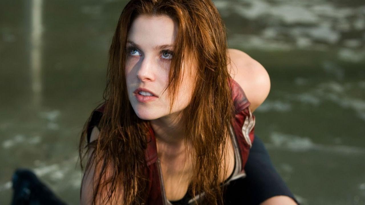 Ali Larter on Claire Redfield's Return to Resident Evil ...