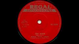 Marvin, Welch, Farrar - Tiny Robin [1971] chords