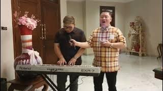 Michael Huang Ft. Jason - Tuhan Tahu