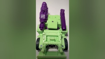 Transformers Studio Series Voyager Class Transformers: The Movie Constructicon Scrapper