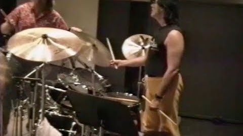 Nike 4 Drummers Session, (Video).