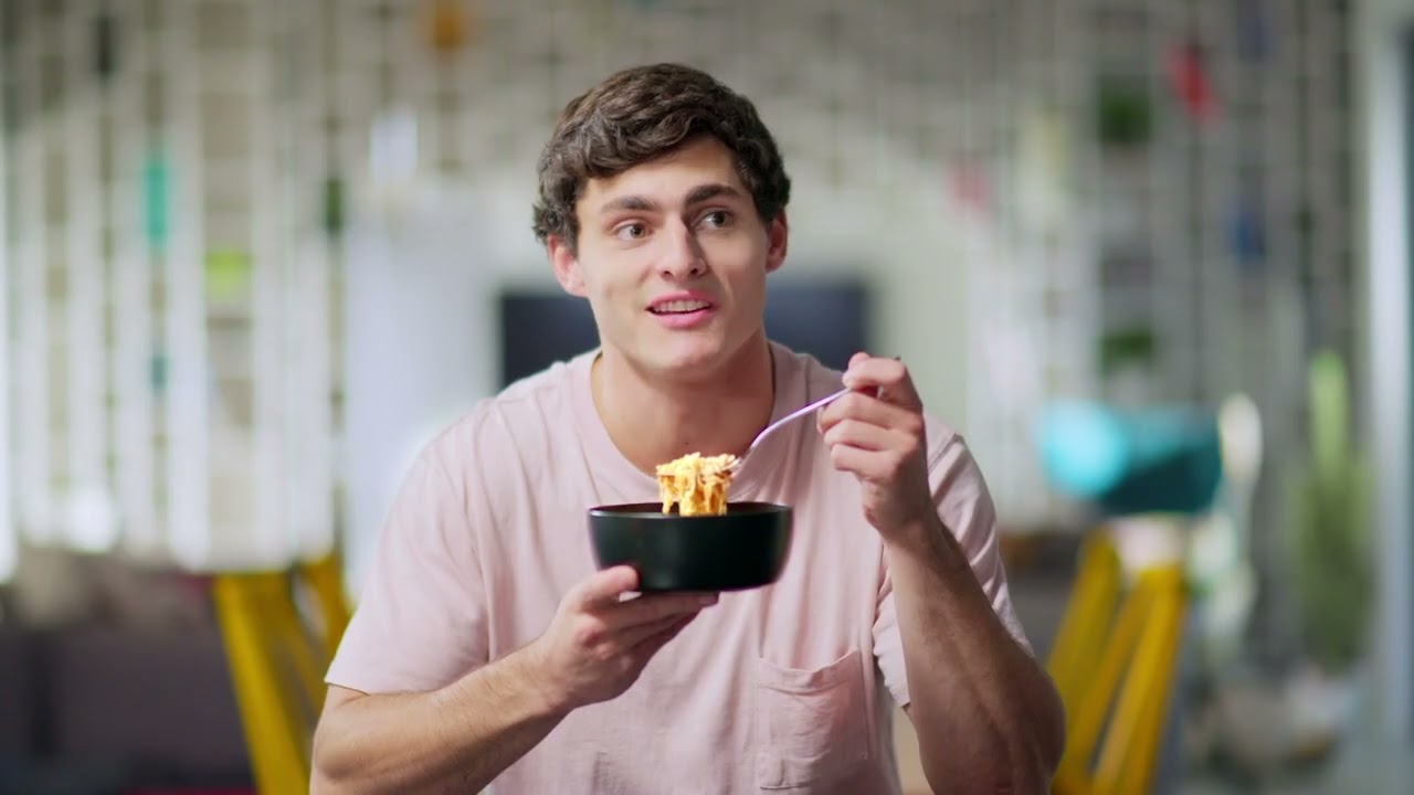 It's Skinny Pasta TV Spot, 'We Have To Tell Everyone' 