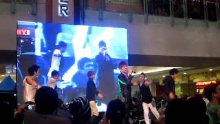 [FANCAM] -TALK TO ME- U-KISS SM MEGAMALL
