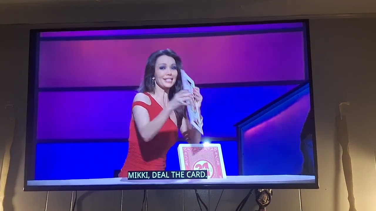 Поймай 21. Брайан выигрывает 25 000 долларов в финальном раунде с 10 или картинкой, королем и кар...