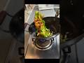 Qing Jiao Rou Si (青椒肉丝) - Stir-fried pork with green peppers