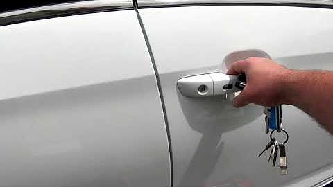 2022 Isuzu Mux window module.