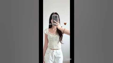 실물 깡패 슬림핏 여름 블라우스💛 빈티지하면서 유니크 러블리까지 다 해버려 #croptop #fashion #ootd #lookbook #여름코디