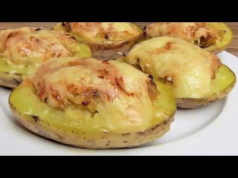 Ein sättigendes Mittagessen: Moussaka aus Kartoffeln mit Hackfleisch. | Schmackhaft.tv Zutaten: Rind. 